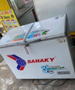 Tủ đông cũ Sanaky 280L VH-4099W1 thiết kế nhỏ gọn, phù hợp với gia đình hoặc kinh doanh nhỏ