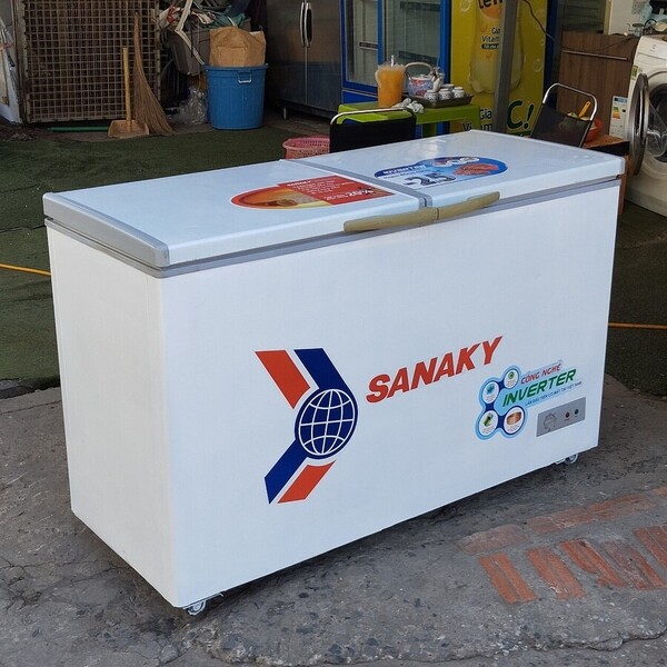 Tủ đông Sanaky VH-4099W1 với công nghệ inverter giúp tiết kiệm điện, thân thiện với môi trường