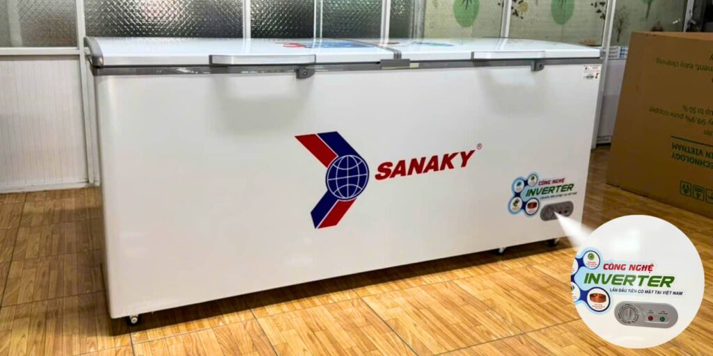 Bảng điều khiển nhiệt độ ngoài tủ góc dưới phải tủ đông Sanaky VH-8699HY3