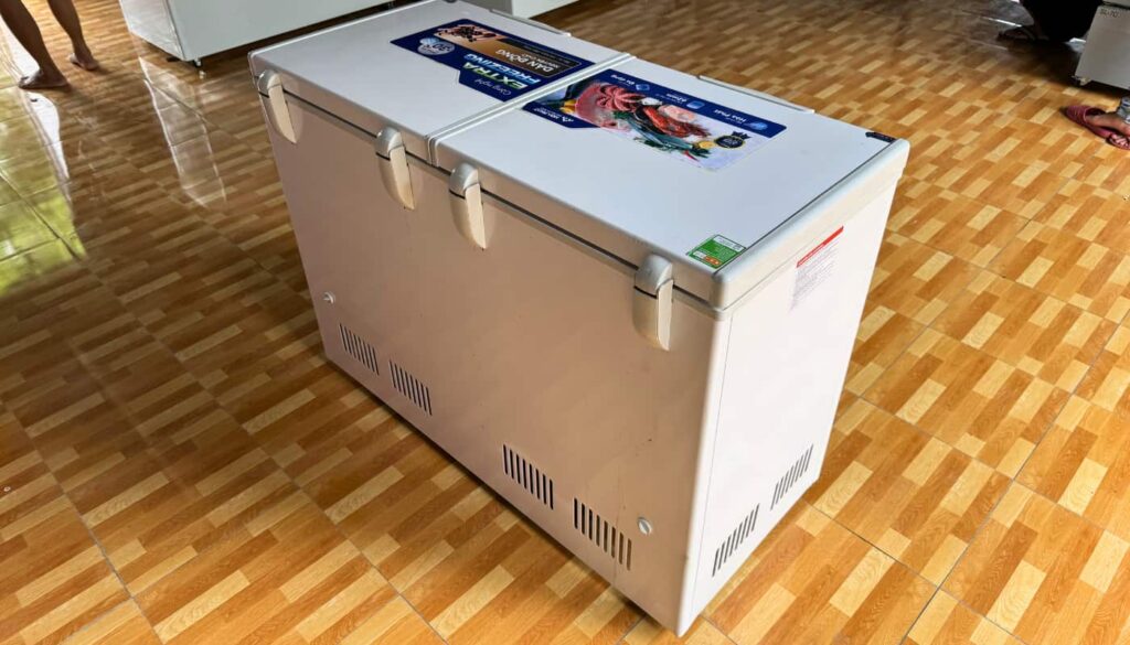 Tổng quan tủ đông Hòa Phát 245 lít HPF BD6245