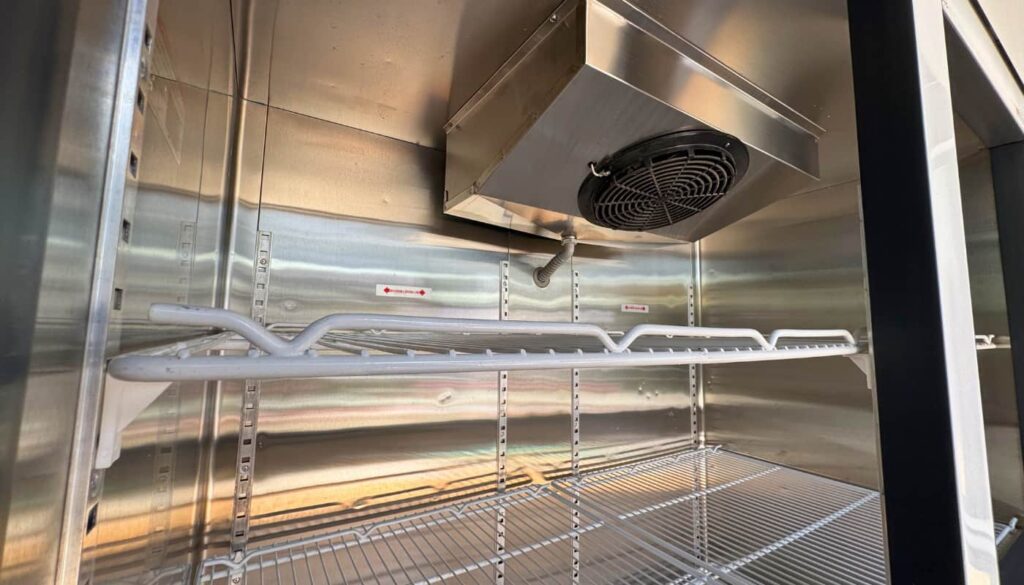 Tổng quan tủ mát inox Berjaya BS 4DUC/Z cũ tại Điện máy Gia Hiên
