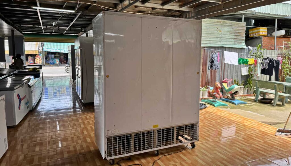 Tổng quan tủ mát Sanaky 1400 lít VH-1520HP cũ